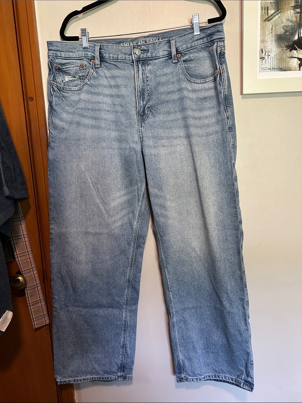 American Eagle Outfitters Women’s Light Blue Ex-Boyfriend Jeans